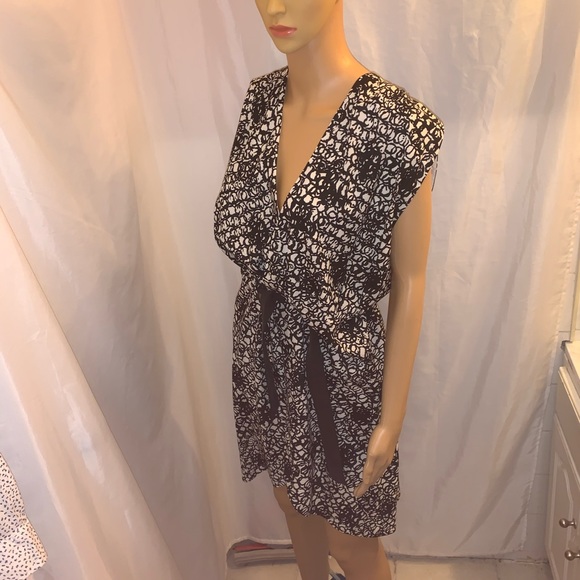 BALENCIAGA Size 40 abstract print SILK wrap DRESS - Picture 10 of 11